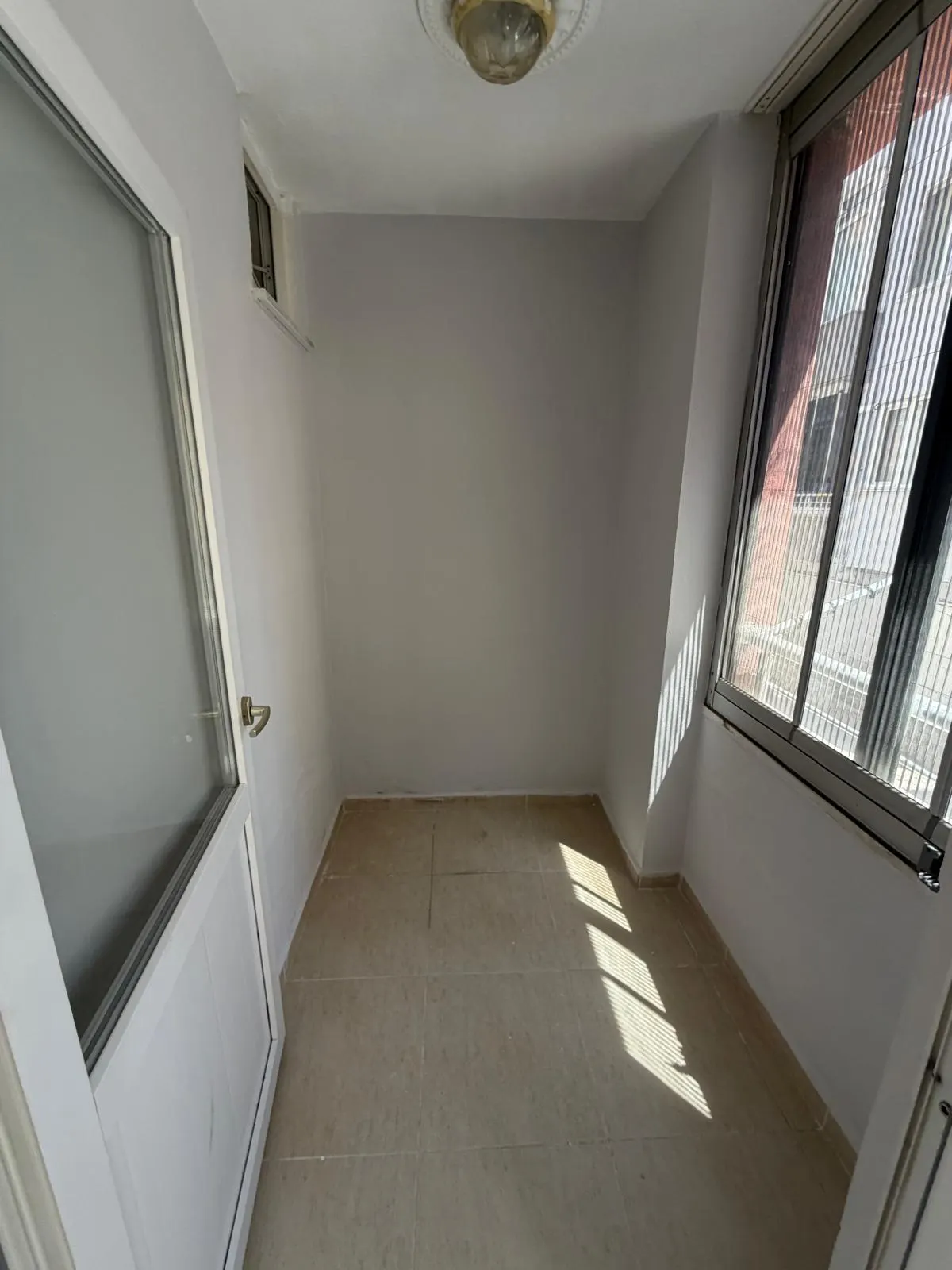 BURSA GEMLİK DENİZE 50 METRE MESAFEDE 2+1 FIRSAT DAİRE